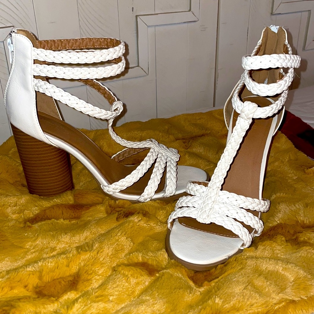 Charlotte Russe White Braided Heels   Sz 10